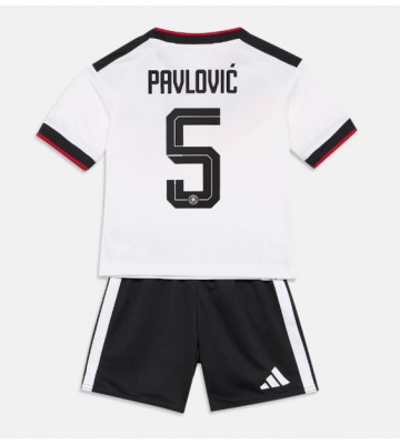 Tyskland Aleksandar Pavlovic #5 Hjemmebanetrøje Børn VM 2026 Kortærmet (+ Korte bukser)